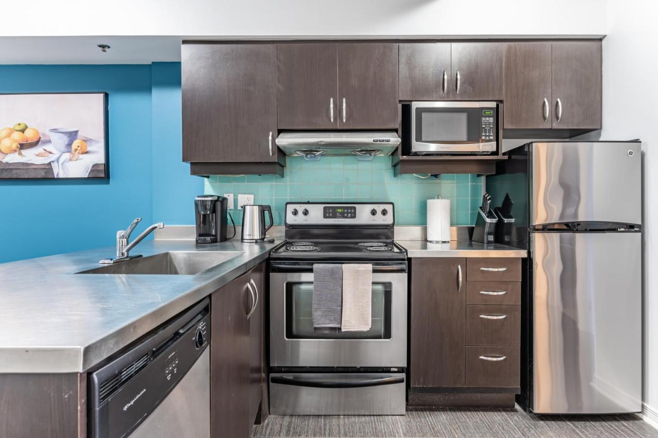 Kensington Place Apartments Торонто Экстерьер фото