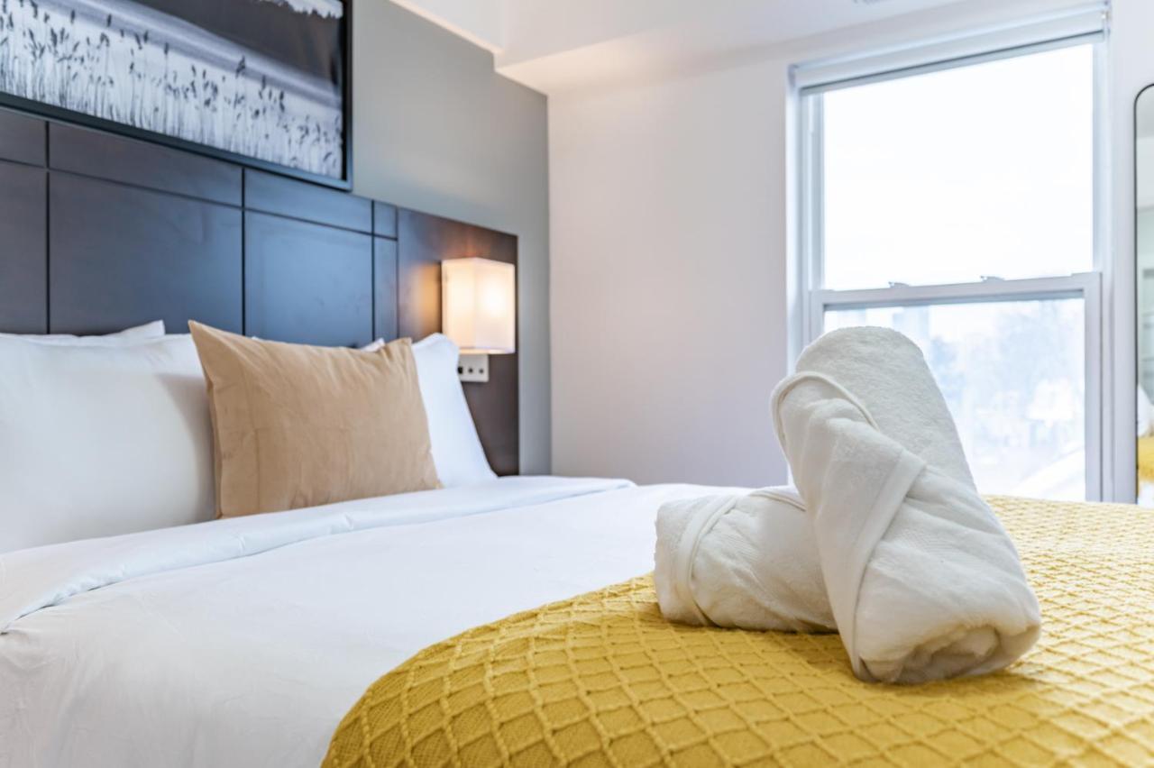 Kensington Place Apartments Торонто Экстерьер фото